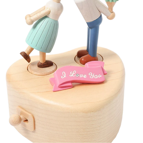 WOODERFULLIFE MUSIC BOX COUPLE KISS S ART 1063003