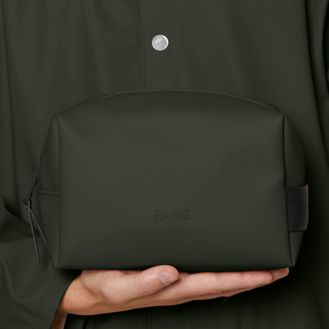 BEAUTY WASH BAG SMALL W3 15580 RAINS GREEN