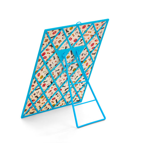 MIRROR SELETTI TOILETPAPER 30X40 HANDS WITH SNAKES 17125