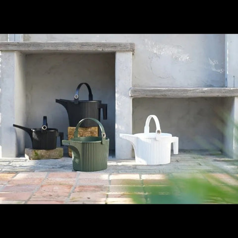ANNAFFIATOIO GARDEN BEETLE 1.5 LT WATERING CAN ART. 244738 WHITE HACHIMAN