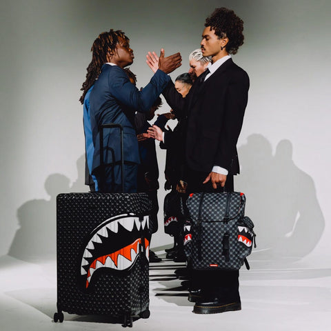 VALIGIA SHARKS IN PARIS WTF BUBBLY BLACK ART.910CL329NSZ SPRAYGROUND
