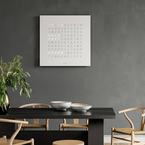 OROLOGIO LARGE 90X90 WHITE PEPPER QLOCKTWO