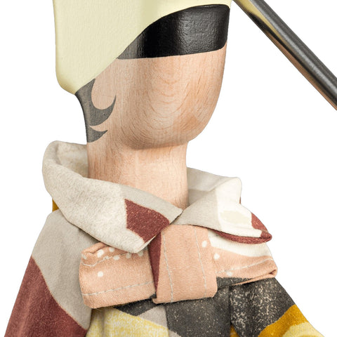 LAMPADA LITTLE GIRL ROIO PARALUME BORDEAUX E BASE LEGNO FAGGIO SKITSO
