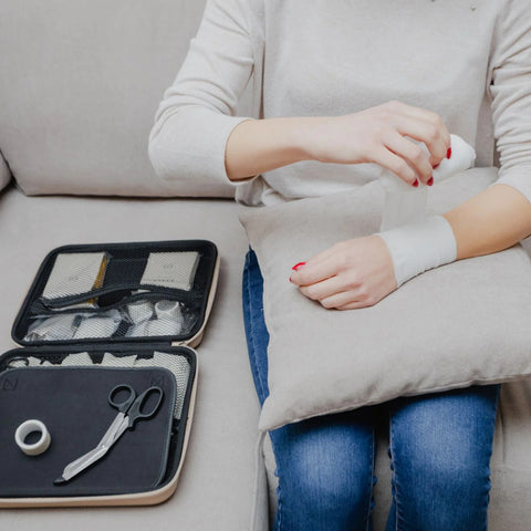 SAFLY FIRST AID KIT GREEN 10021