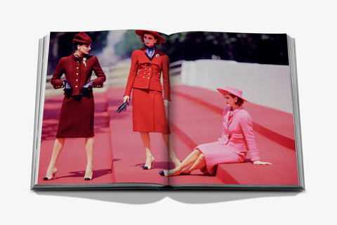 ASSOULINE THE BOOK OF ICONIC SHOES