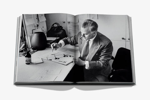 ASSOULINE THE BOOK OF ICONIC SHOES