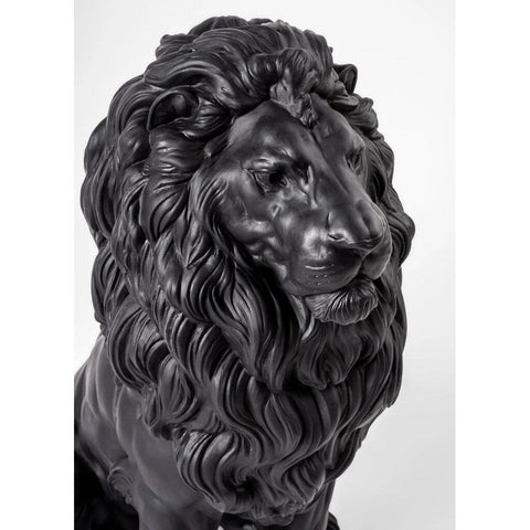LEONE MAESTOSO 01009778 LLADRO' BLACK