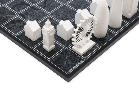 SKYLINE CHESS ACRYLIC LONDON EDITION (WITH LONDON MAP BOARD) 050