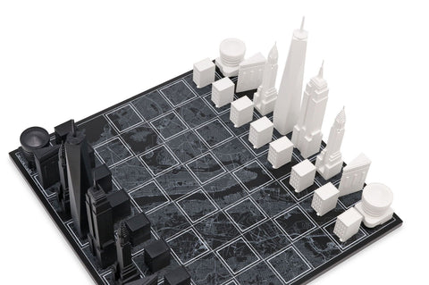 SKYLINE CHESS ACRYLIC NEW YORK EDITION (WITH NEW YORK MAP BOOARD) 054