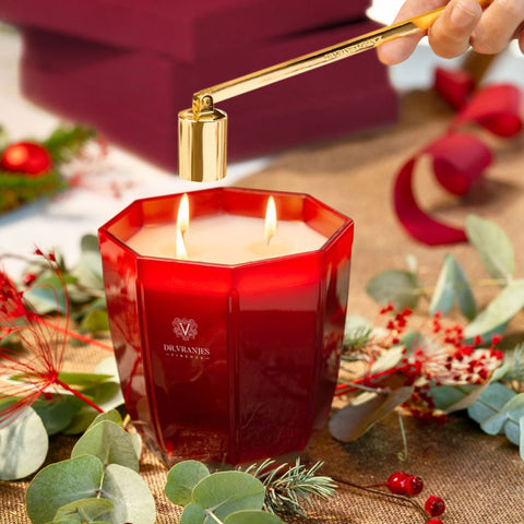 "GIFT BOX 500 GR CANDLE + RED NOBLE DRIVING LIGHT DR. VRANJES"